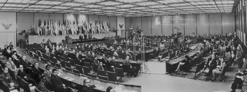 Cites: Conferenza di Washington il 3 marzo del 1973. 